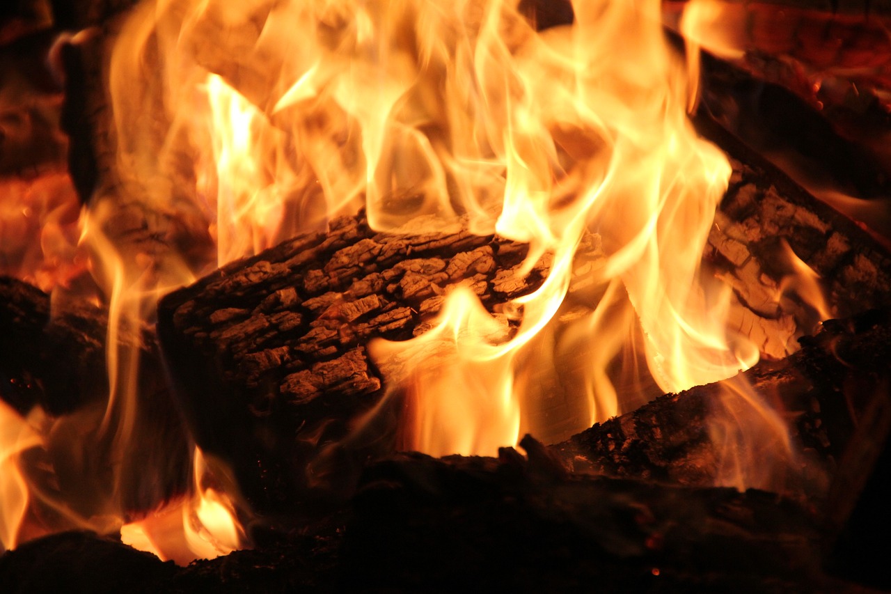 Expert Fireplace Cleaning in Lawrence, MA Professional Fireplace Cleaning Services In Lawrence Massachusetts